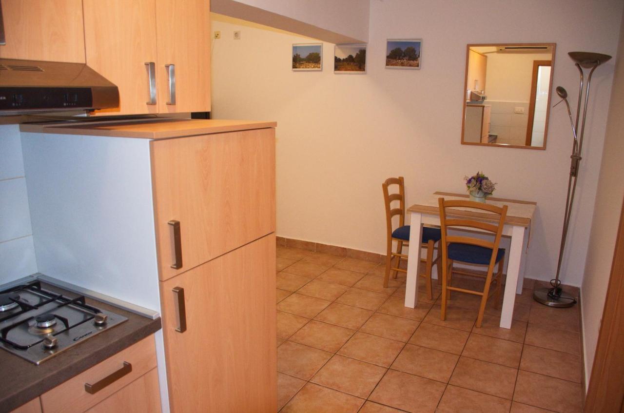 Apartment Marea Novalja
