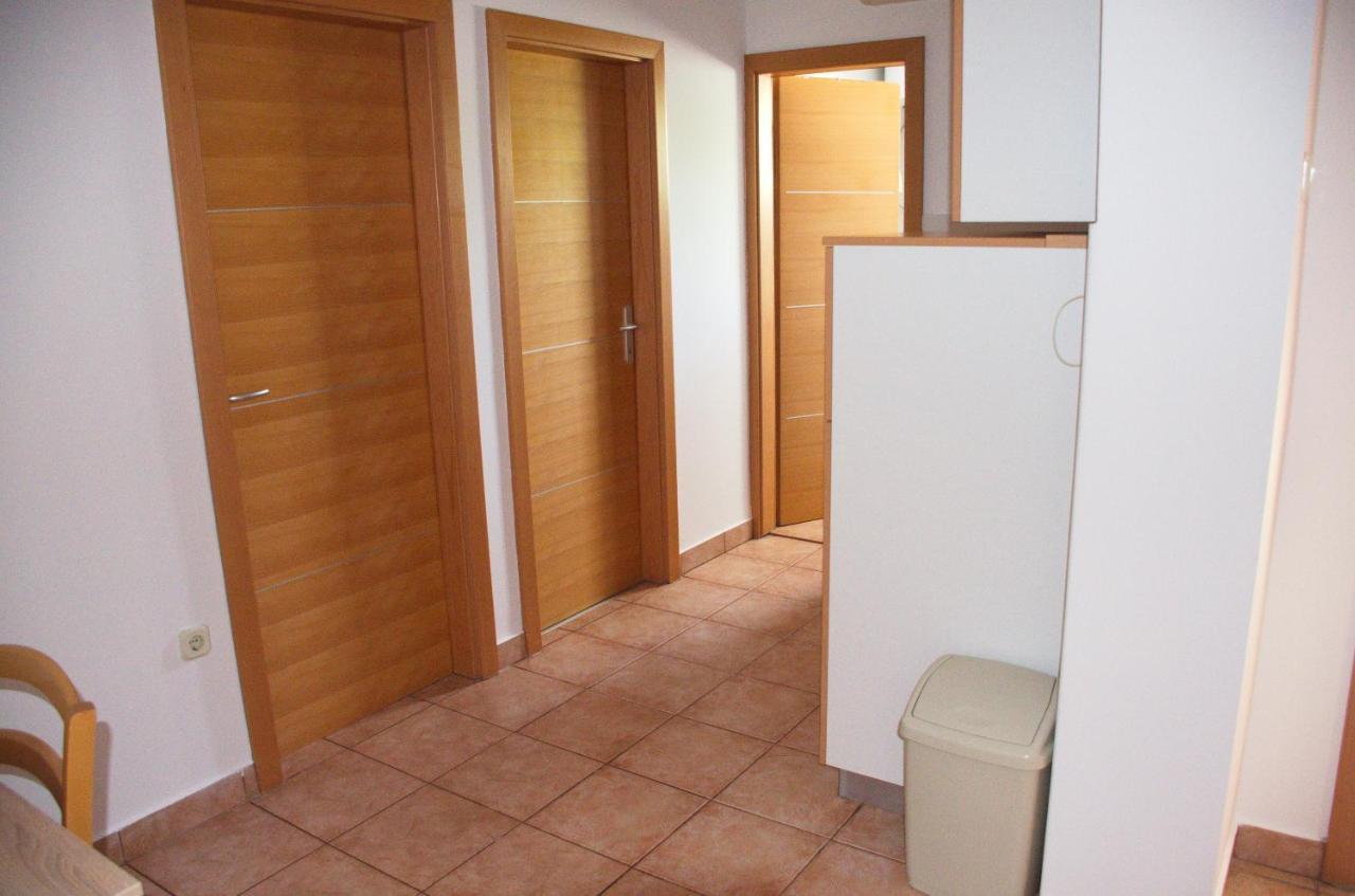 Apartment Marea Novalja