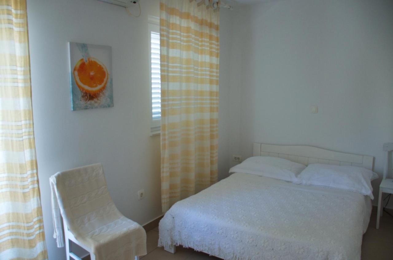 Apartment Marea Novalja