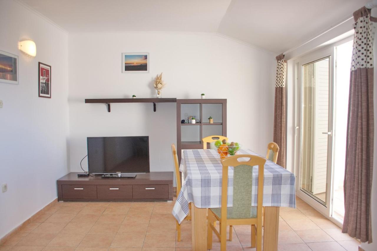 Marea Apartment *